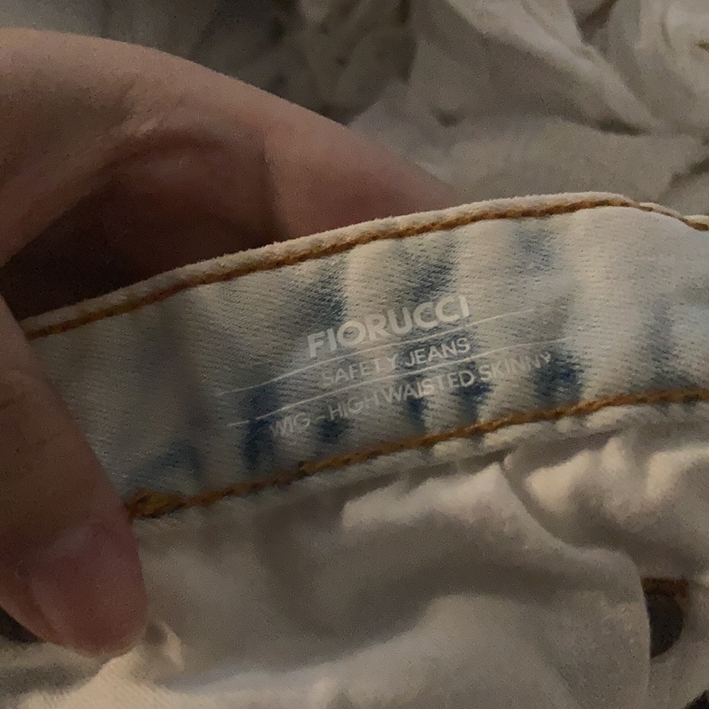 jeans - Picture 3 of 3